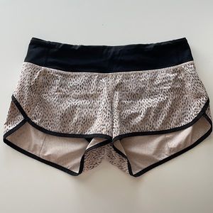 Lululemon Speed Shorts 2.5”